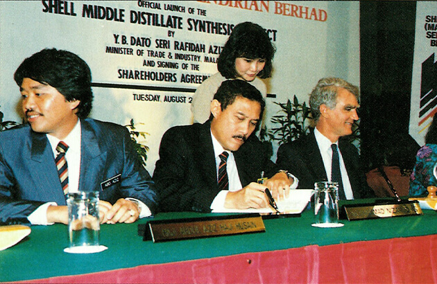 Shareholders Agreement Signing Ceremony